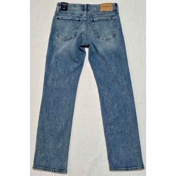 NWT Lucky Brand Mid Rise Sweet Straight Leg Jeans - Picture 2 of 12